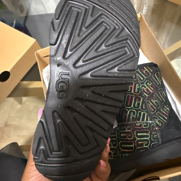 Toddler’s Classic II Graphic Stitch - Picture 3 of 4